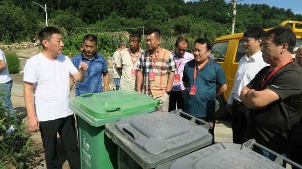 琉璃廟鎮(zhèn)人大組織代表視察垃圾分類